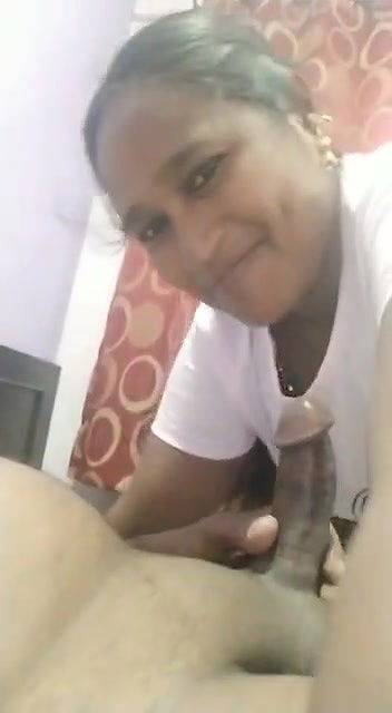 Desi Bhabhi Blowjob