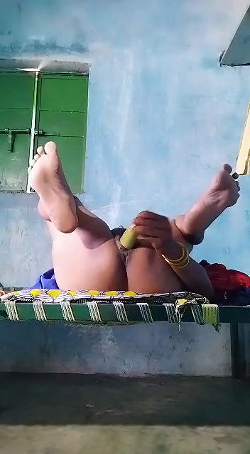 Super horny unsatisfied village bhabhi