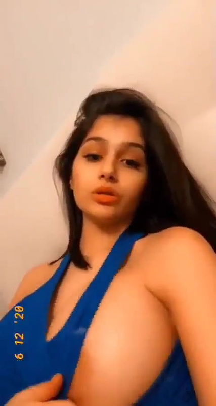 Cute paki girl showing single side