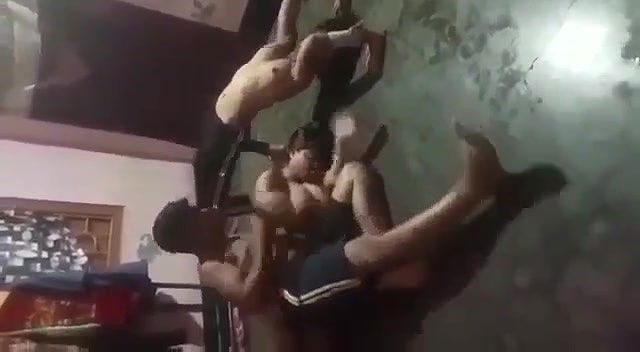 Luky man Enjoyed with 2 randi