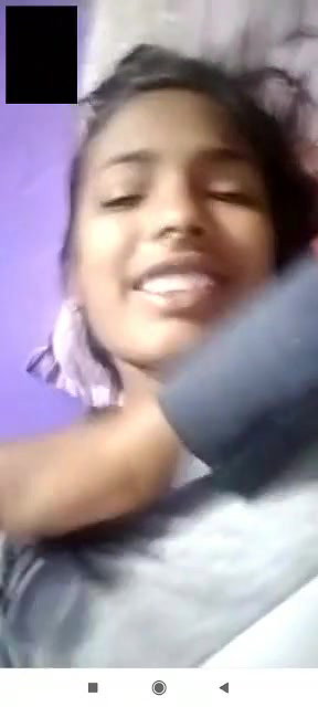 Desi girl showing
