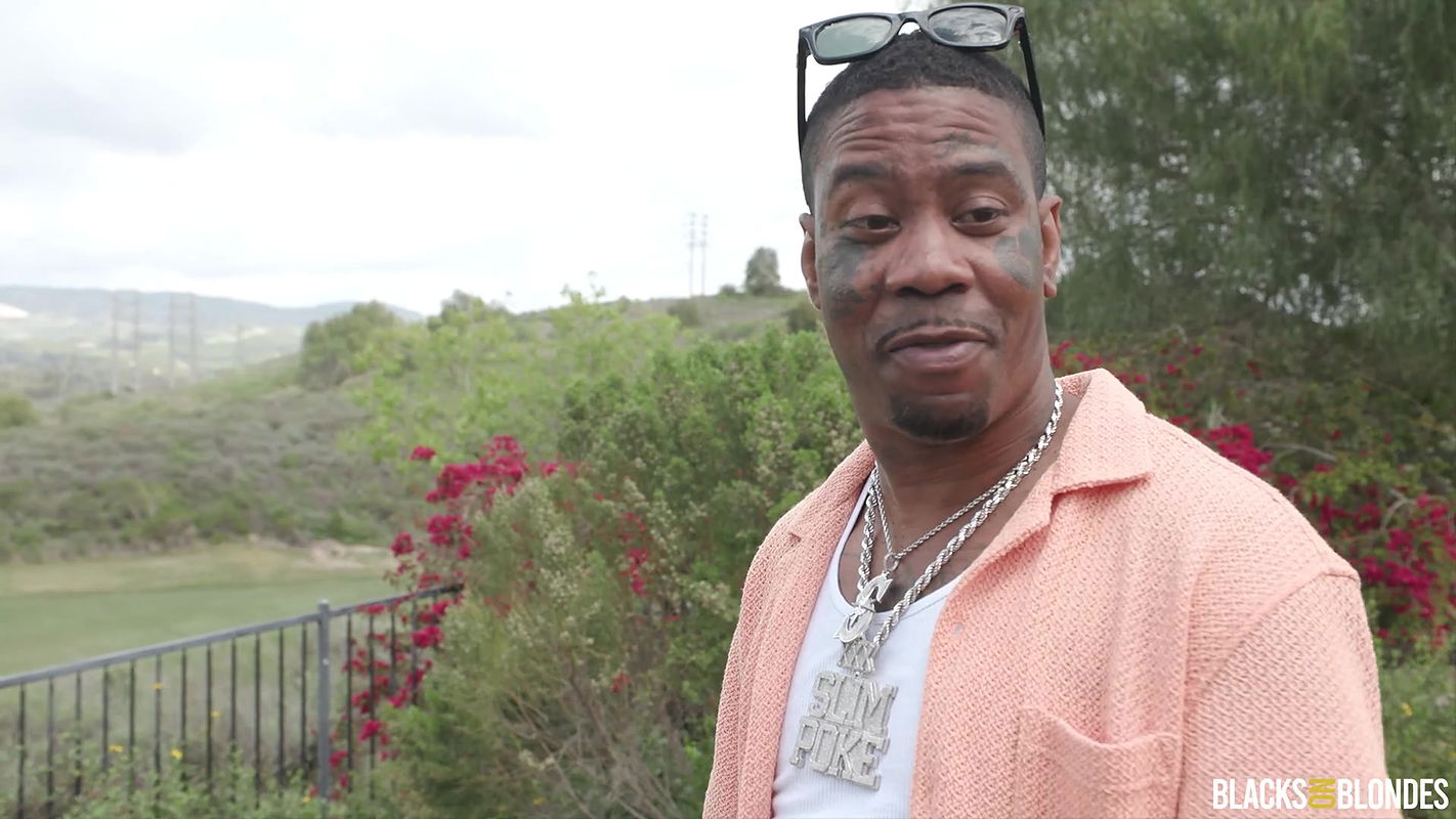 Blacks On Blondes with Cubbi Thompson in Making a Hole in One