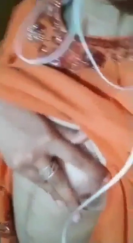 Indian cute girl showing her pussy and boobs on video call