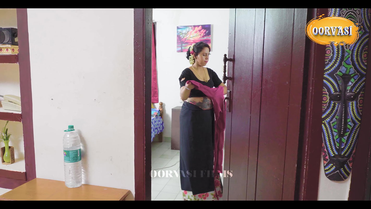 Angel Aunty Milfy Navel Show Enjoyed By Delivery Boy Hottest 4K Comp – Rendu Manga