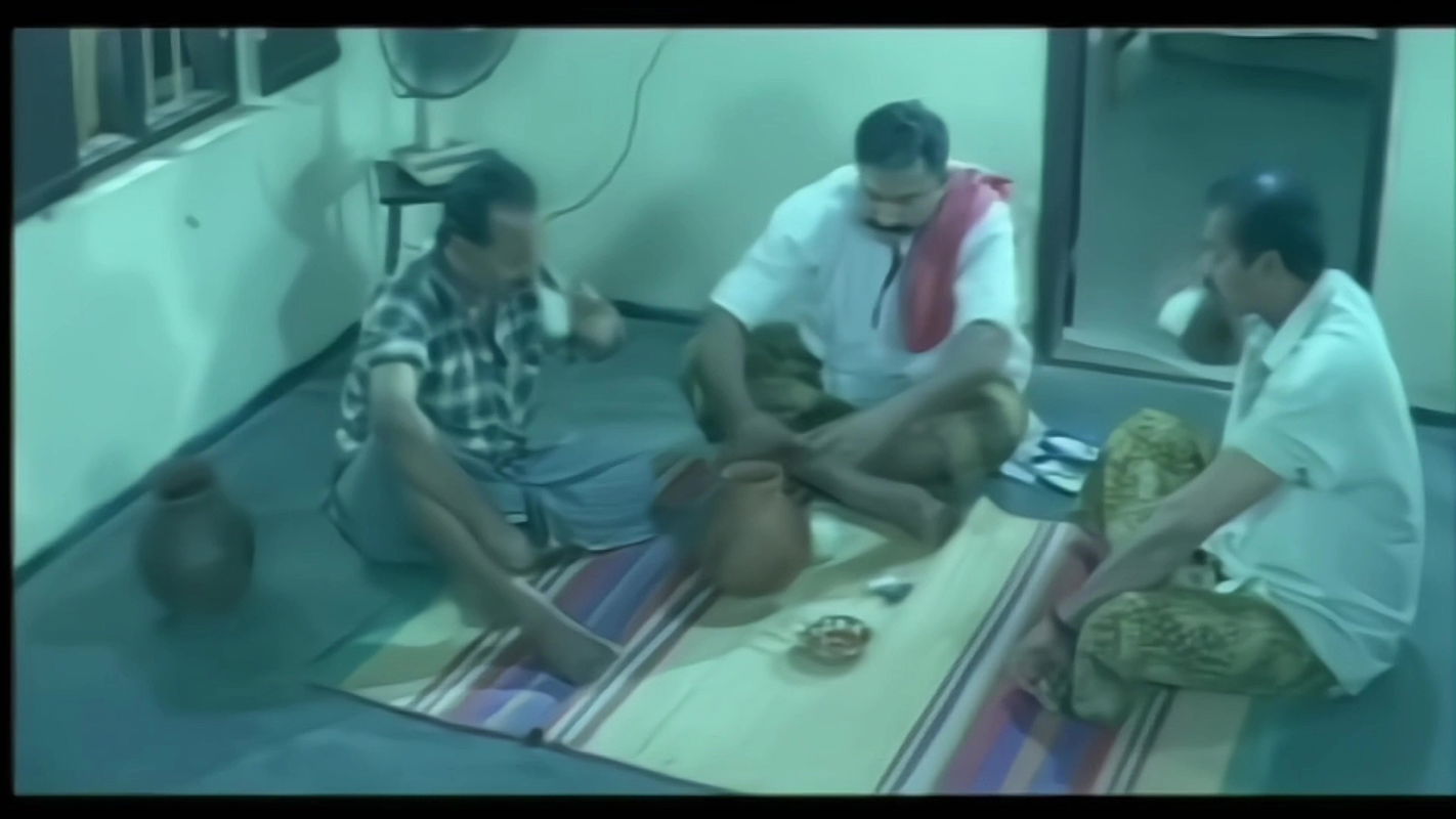 Mallu Sindhu nip slip hot boobs squeezed hard 4K1080P No watermark