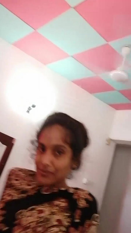 Desi cute bhabhi fucking in hotel room
