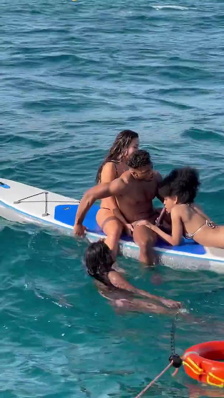 Indian suraya ndia threesome fuking in middle of water on boat