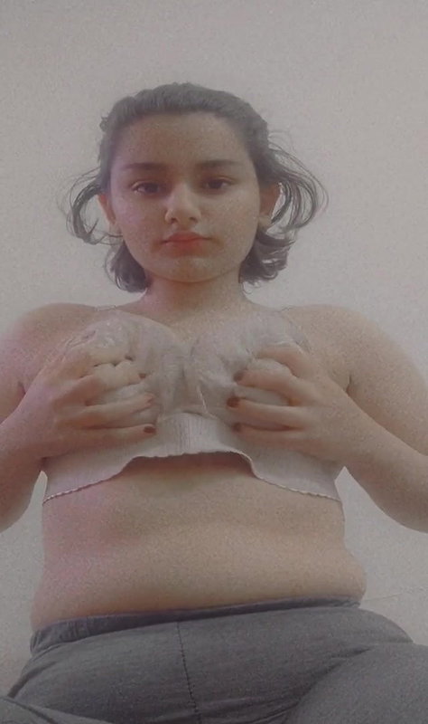 Beautiful Girlfriend Showing Boobs