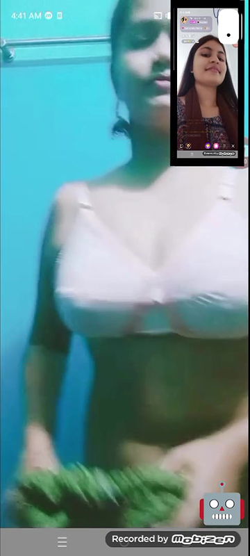 Hot big boobs bhabi strip her dress to show big melons