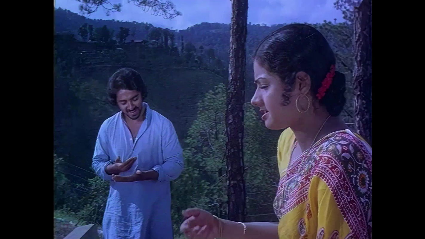 Sridevi Hot Boob Ass Shake Song3-Varumaiyin Niram Sivappu1980