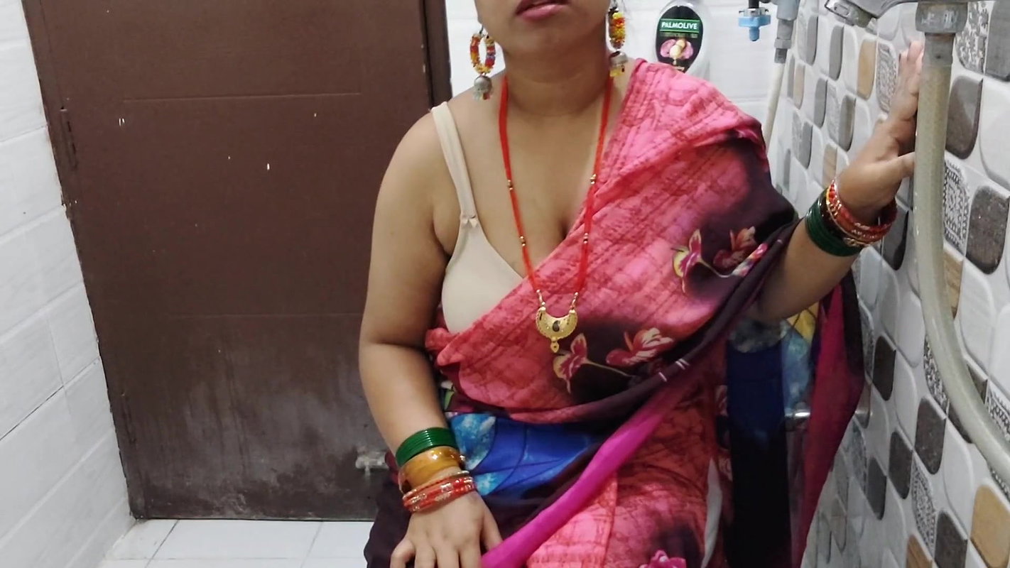 Teacher Seduced Her Student for Sex in Her Private Toilet ft. Desi Pari Bhabhi by Des