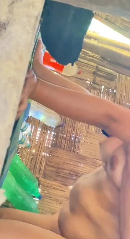 Desi bhabhi fucking hard in farm hut