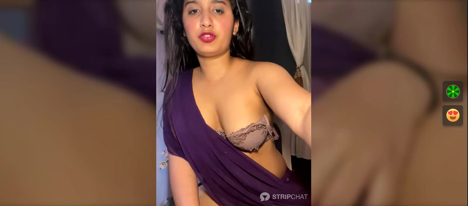 Sexy College Girl Shows her Boobs & Fingering her pussy