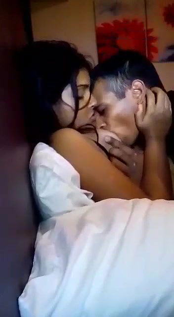 Horny College Lovers Kissing Boob Sucking