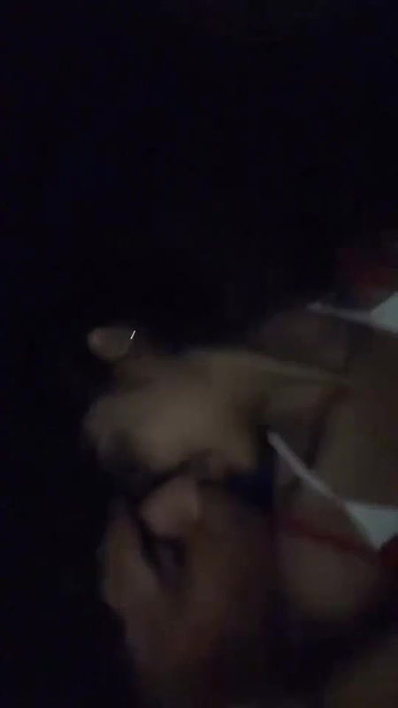 Beautiful Bangalore Girl Showing Boob And Kissing Boyfriend3