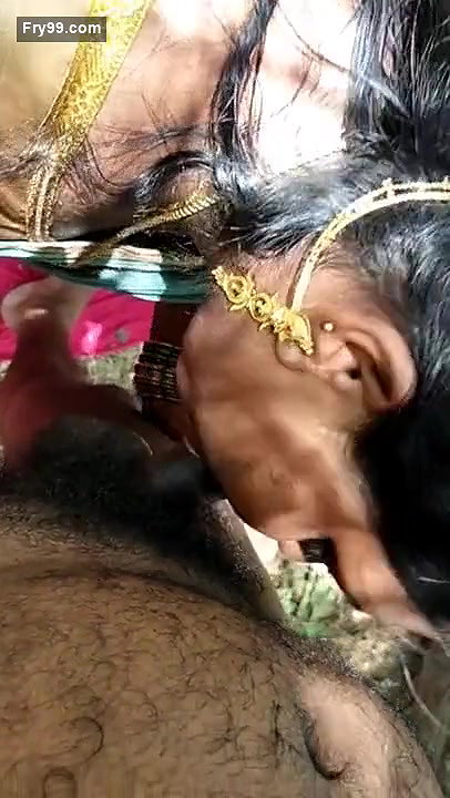 Desi couple fun on jungle