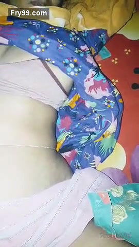 Desi village bhabi duble began