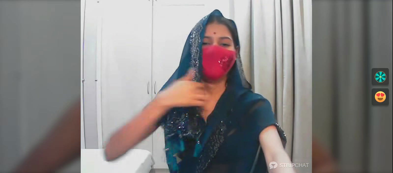 Desi Indian wife covering her sexy body with saree
