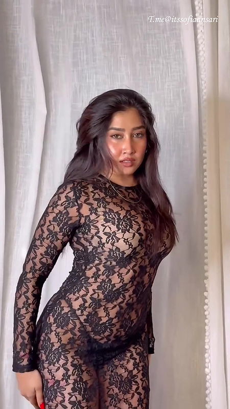 SLUTTY BUSTY STRUCTURE SOFIA ANSARI MOUTHWATERING CLEAVAGE TEASE HQ VIDEO