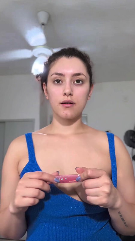 videshi girl open breast show in blue dress