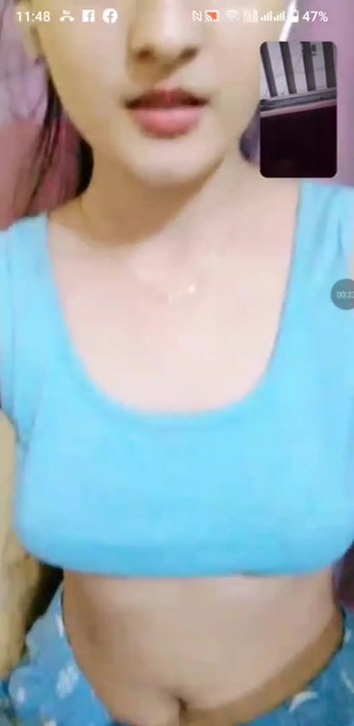 Cute expression babe showing her tits on video call