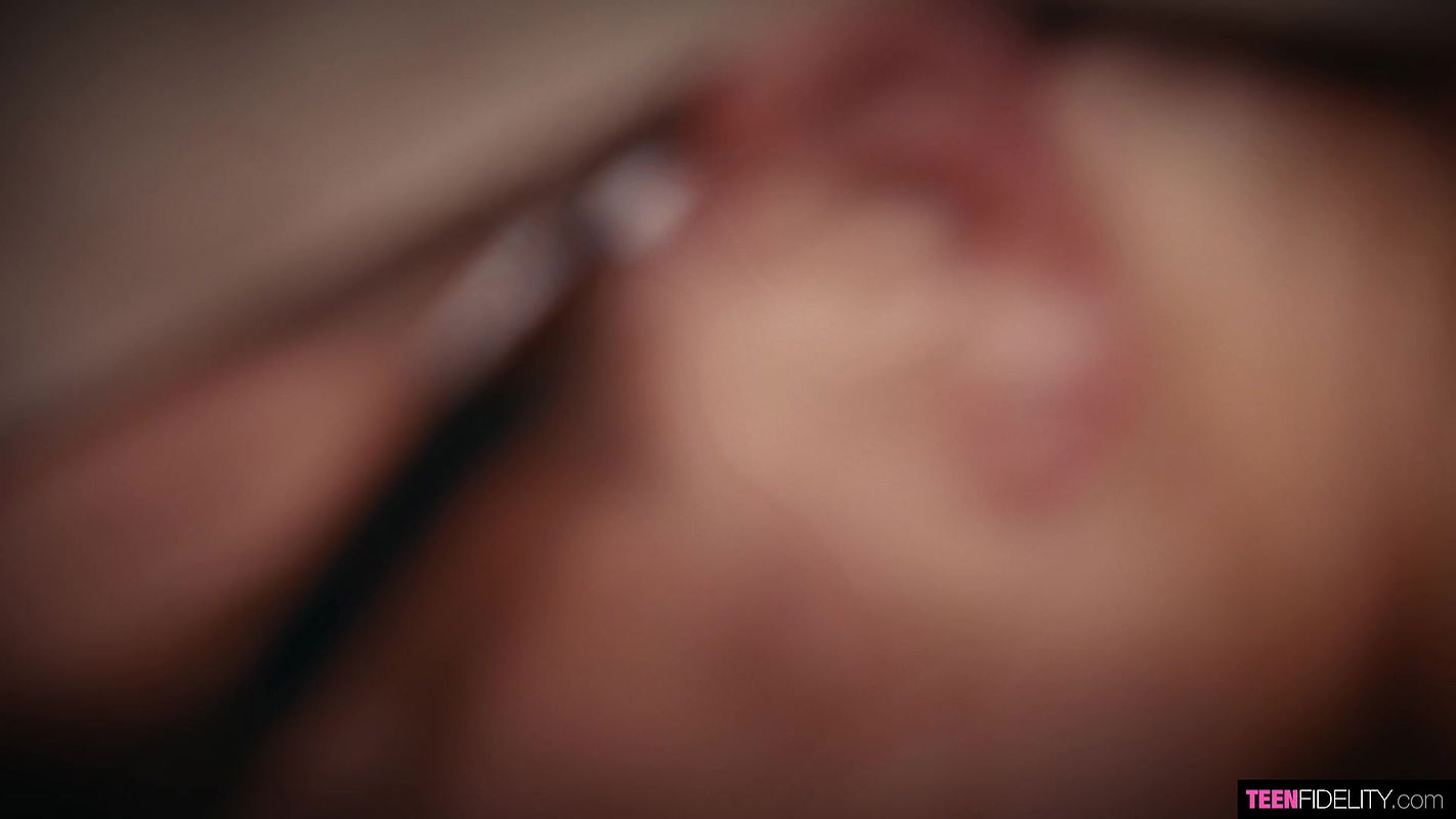 Teen Fidelity with Remi Raw in Deep and Raw! – E699