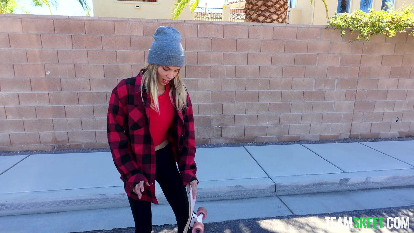 Tomboyz with Erica Candfield in Skater Girl Needs to Learn Her Place
