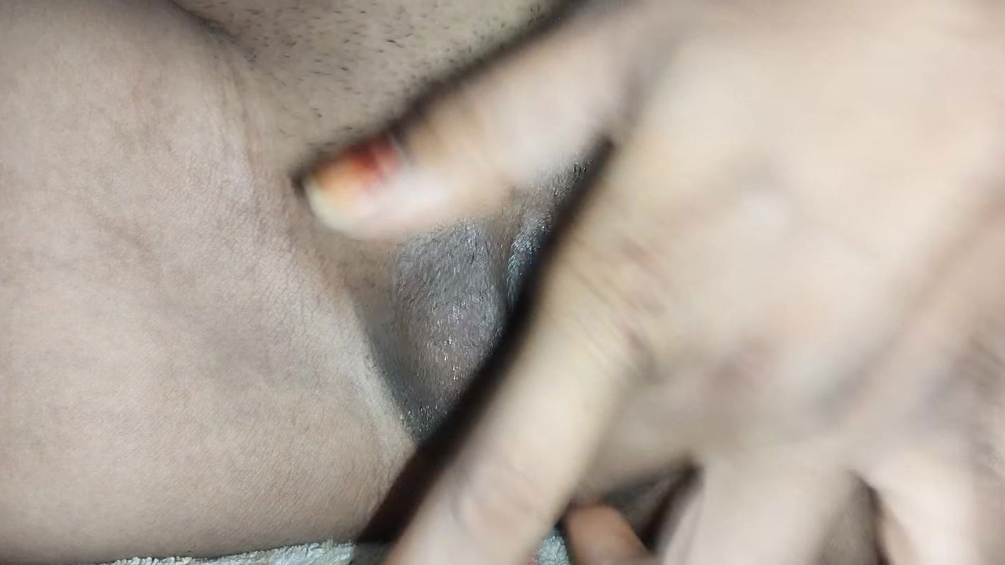 Bhabhi sex with oil bottle