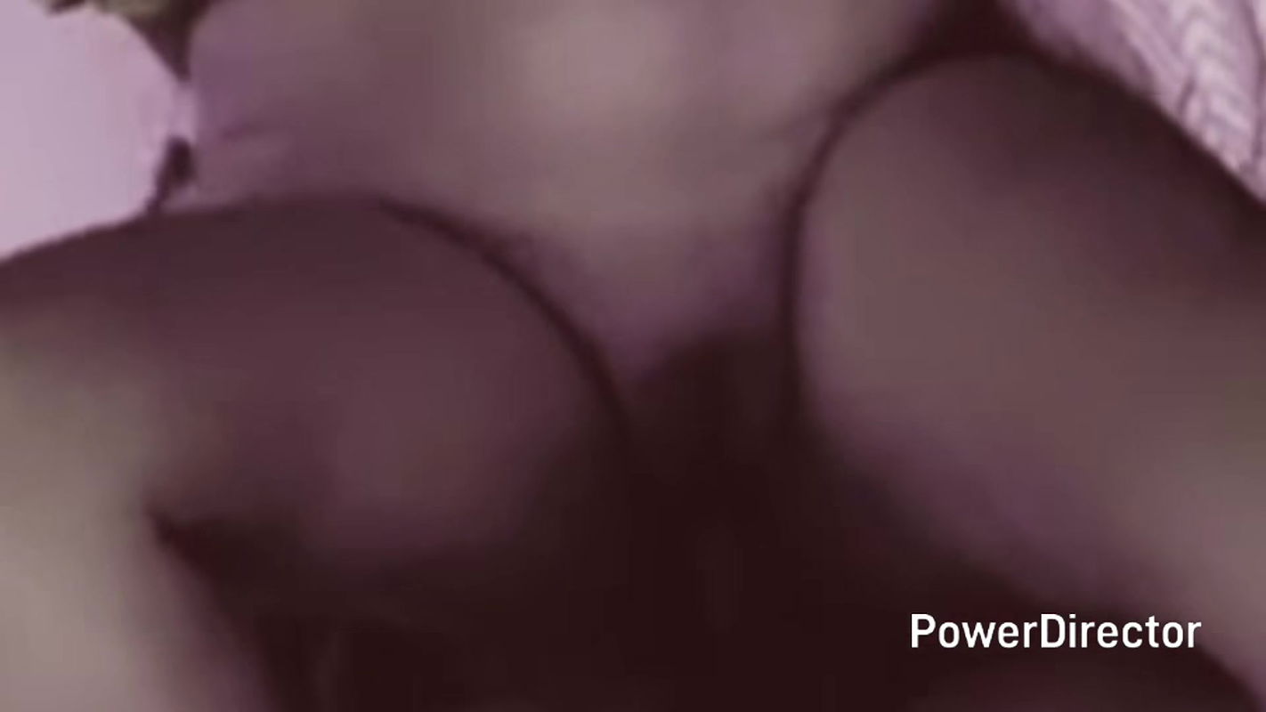 Bangladeshi big ass beautiful mature hot sexy Sadia bhabi porokiya raiding fuck with her devor in bedroom