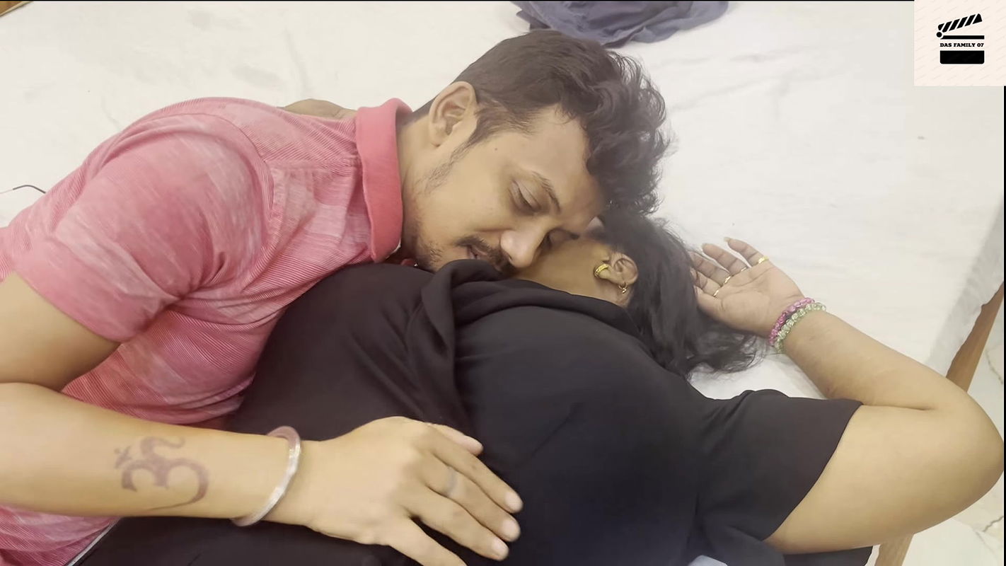 GIRLFRIEND BIRTHDAY CELEBRATION WITH BOYFRIEND