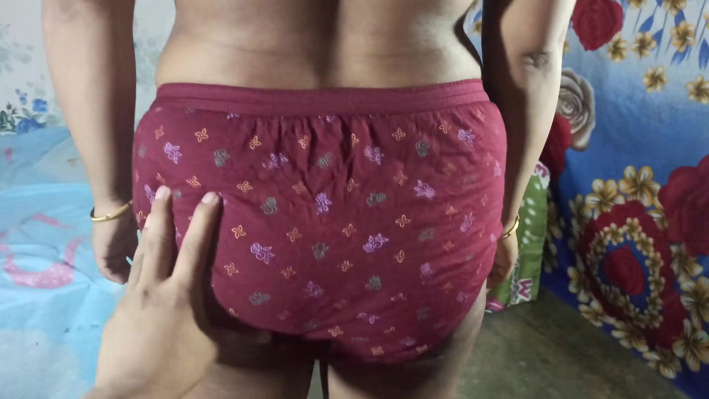 Desi Indian Big Ass Chubby Ex Girlfriend Hard Fucked in Doggy Style by Pulling Hair