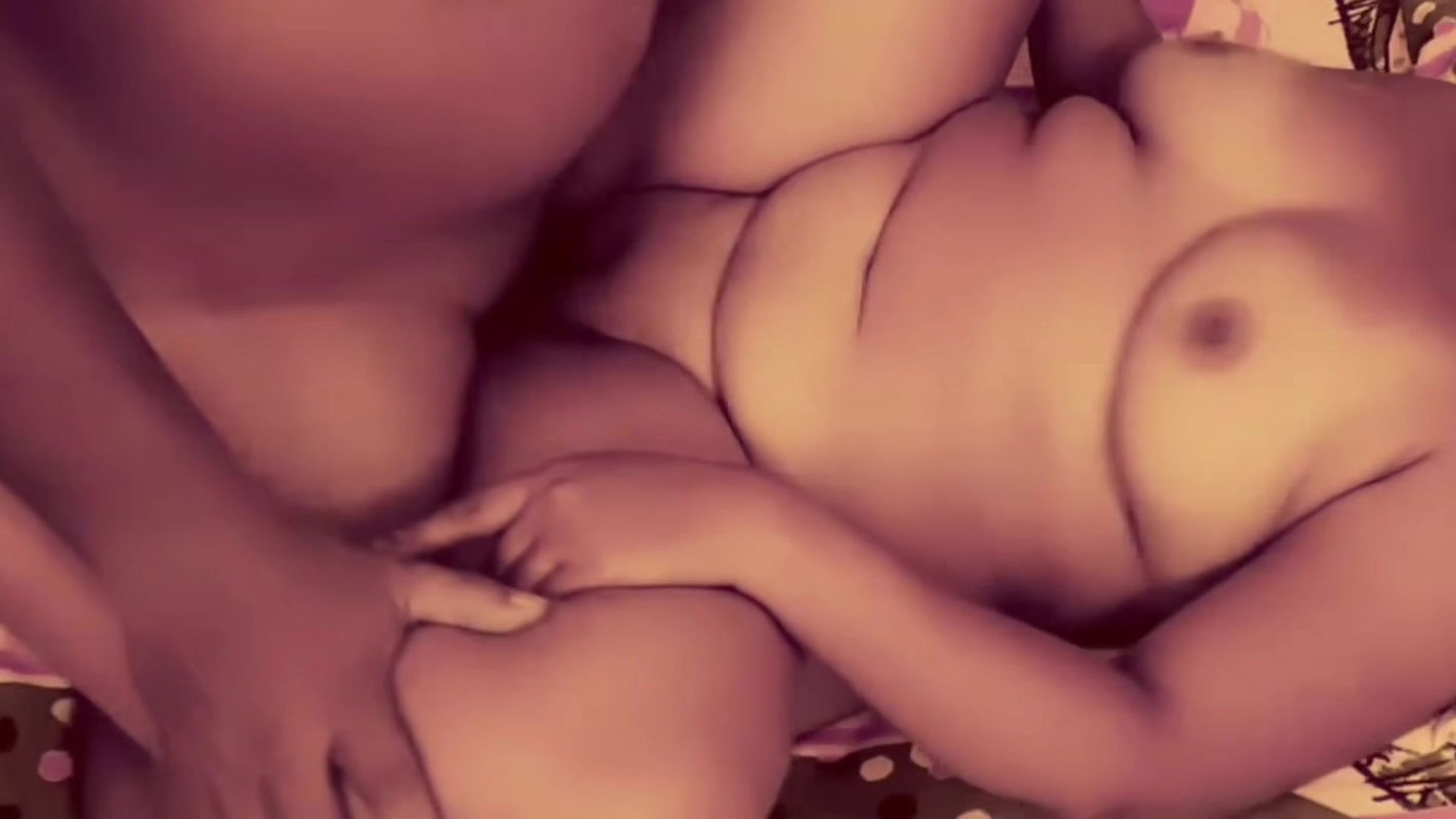 Bbw big ass Bangladeshi Shila Bhabi cheating hasband and prokiya hard fuck with her neighbour in bedroom