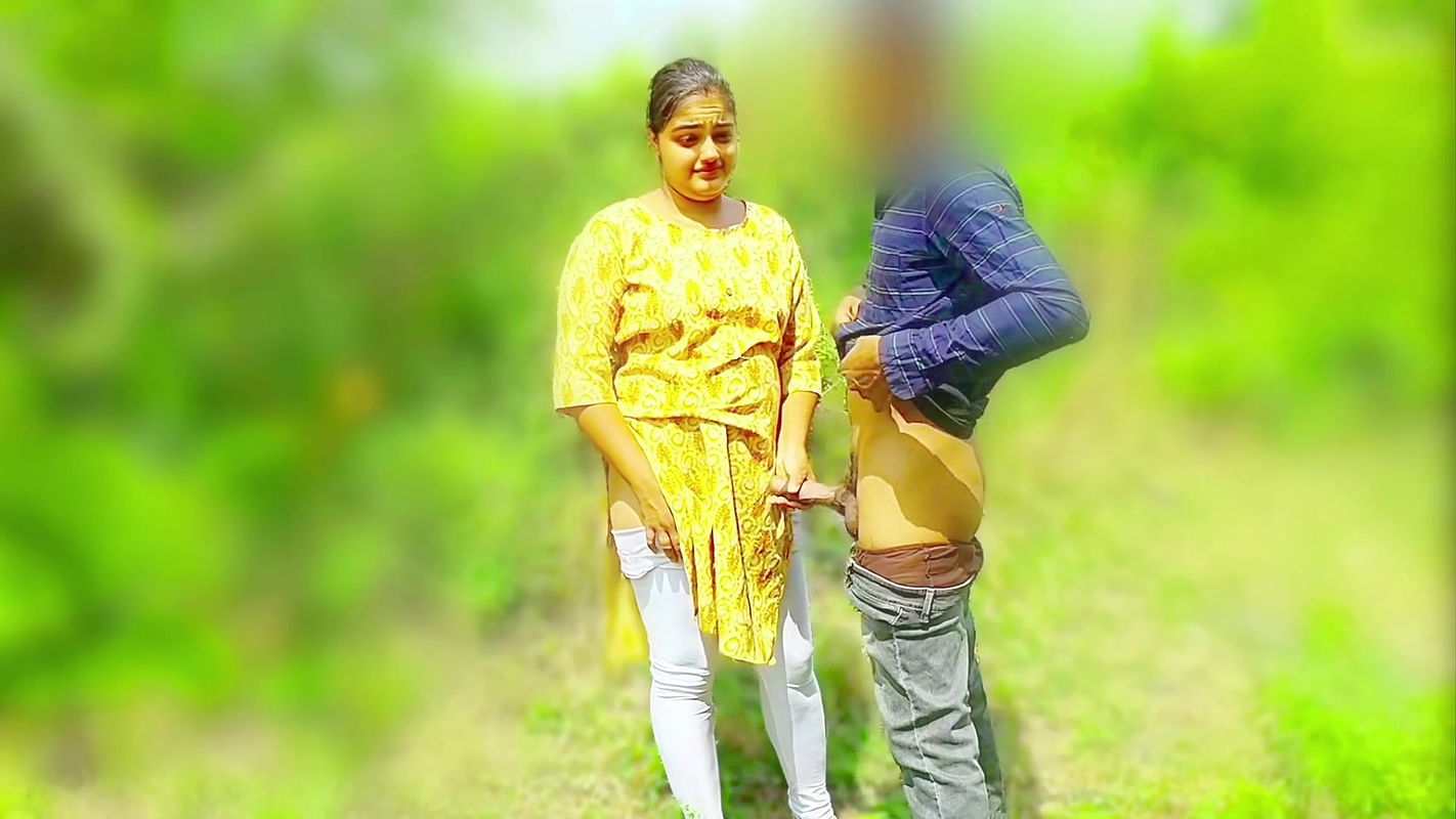 Desi beautiful village girl sex video First time outdoor, Desi Local Hot Village Girl Tight Pussy Free xxx video