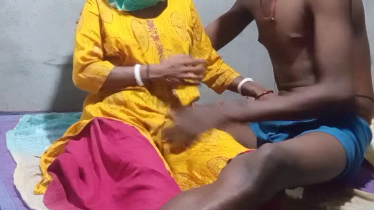 Husband ki dost chod Ke gayi raat mein mujhko