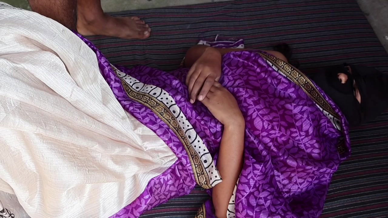 Desi Beautiful girl tight pusssy romantic sex videos village 18 year girl