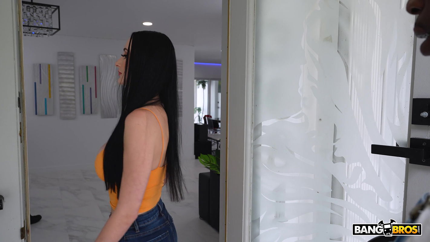 BigTitsRoundAsses.25.11.22.Violet.Voss.XXX.1080p