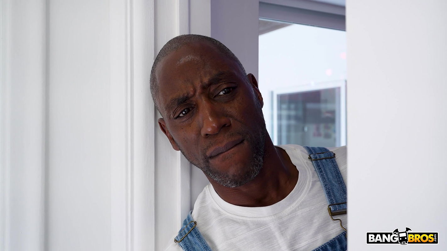 BigTitsRoundAsses.25.11.22.Violet.Voss.XXX.1080p