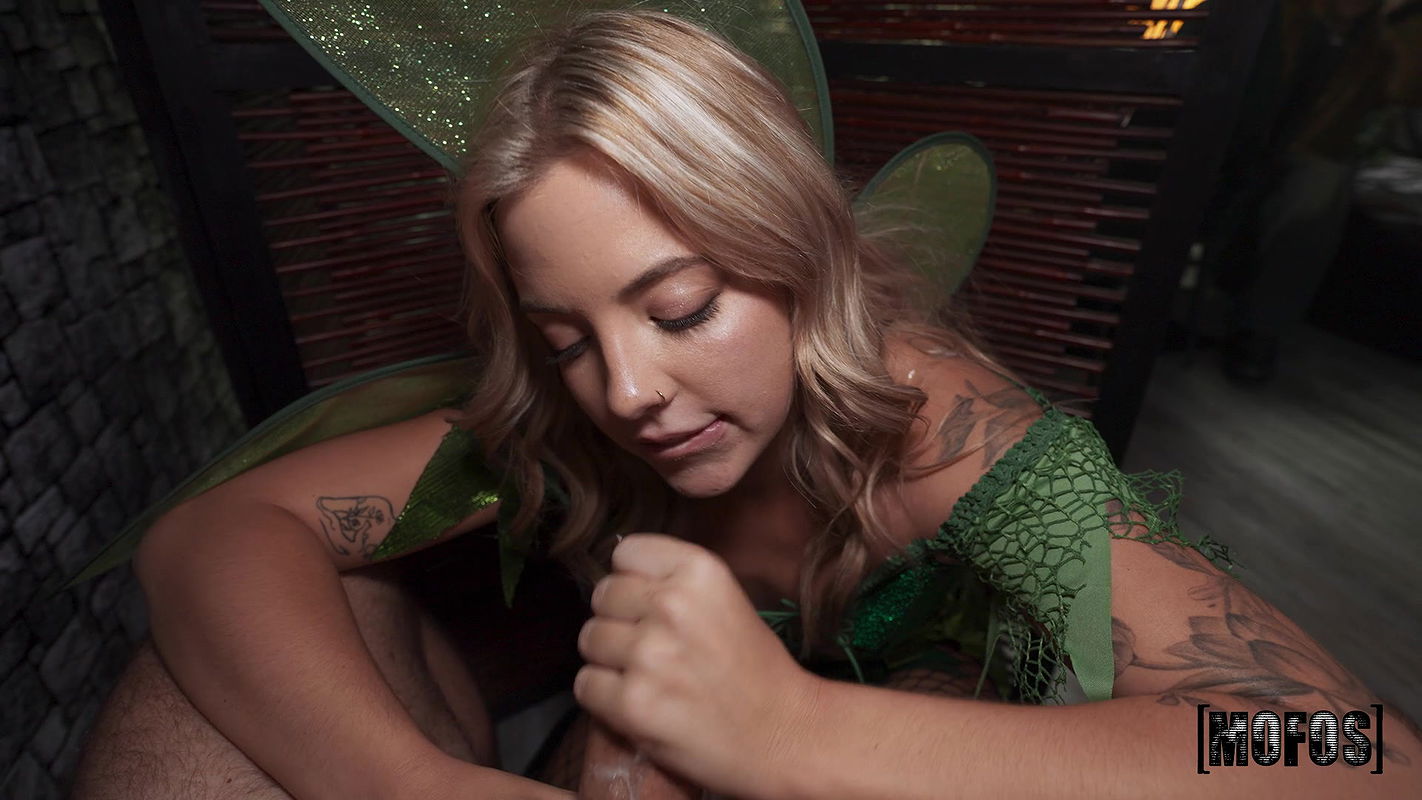 Let’s Post It with Lola Cheeks in Tabletop Fantasy, Sexy Reality