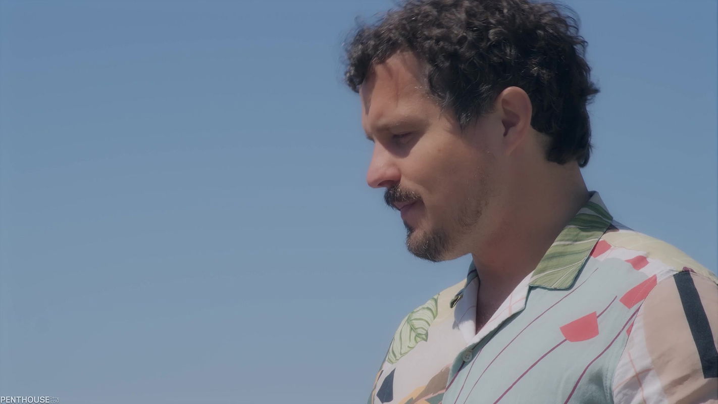 Penthouse Gold with Melissa Stratton in Melissa Stratton BegsTo Be Controlled