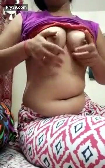 BEAUTIFUL BANGLADESHI BHABHI SELFSHOT VIDEO
