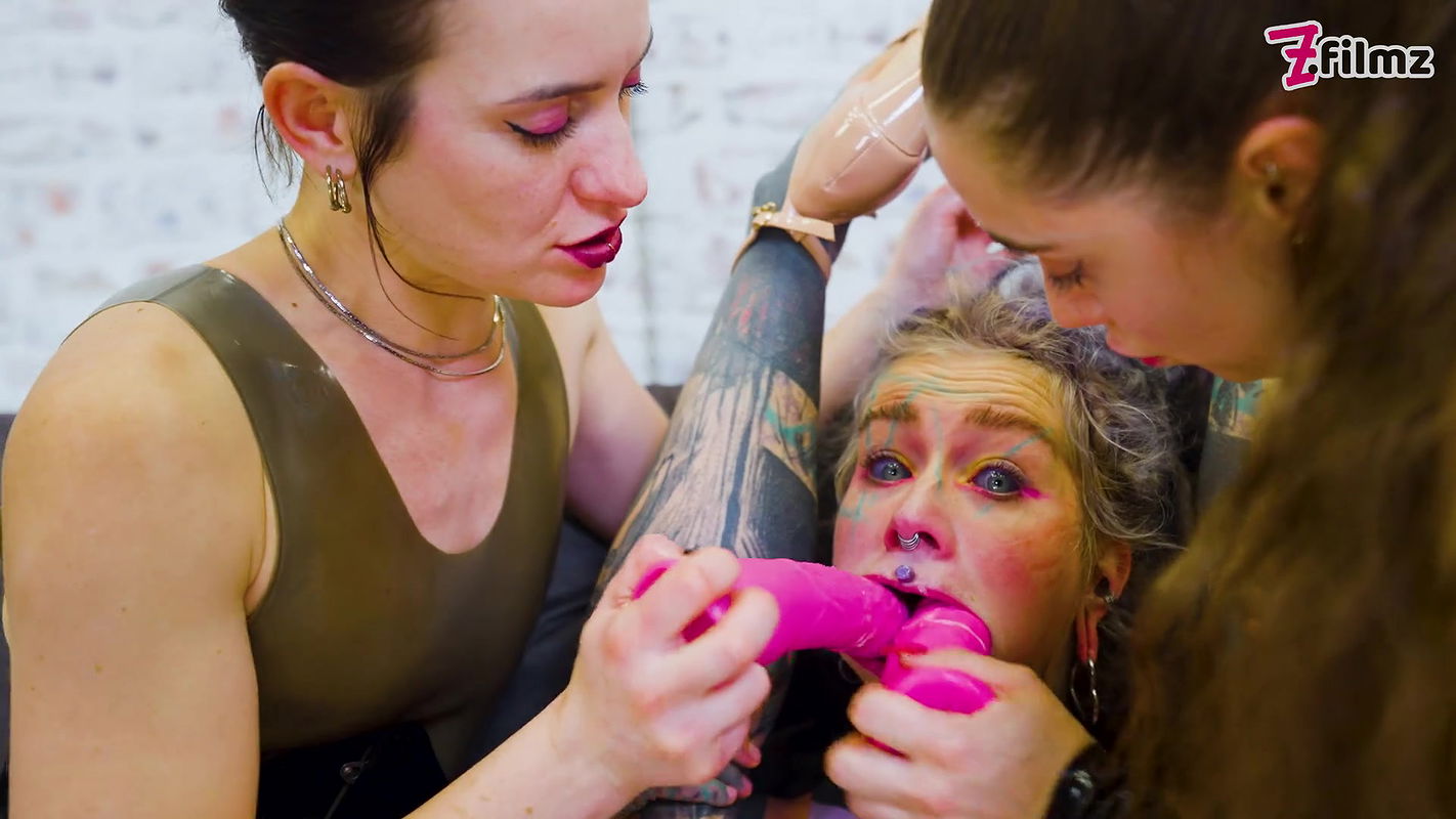 Z-Filmz Originals with Anuskatzz, Miss Flora & Miss Medea in Inked Beauties Pleasure Each Other on the Couch