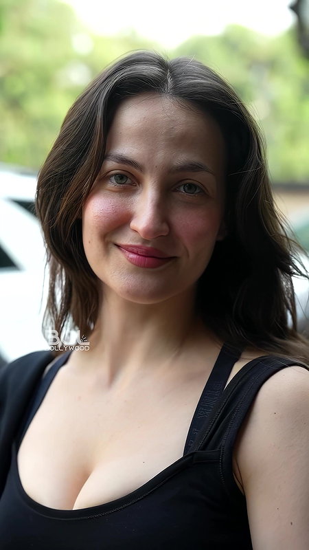 ELLI AVRRAM RAVISHING MILKY HOTTIE OPEN TEASE HQ VIDEO