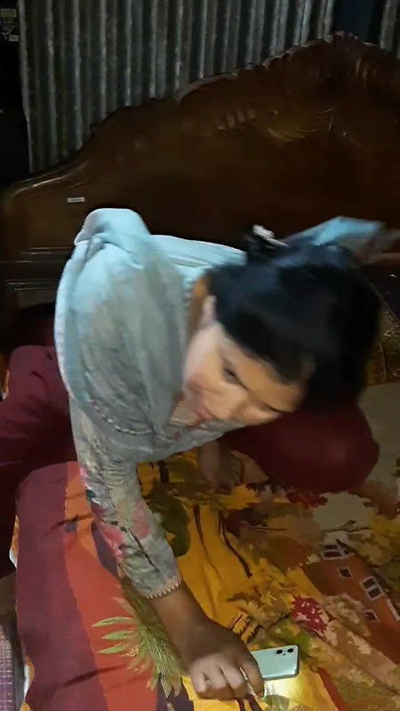 Bengali MILF boobs show to lover before sex