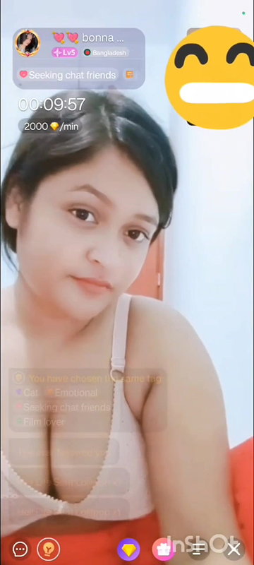 Hot sexy babe shy to showing her big tits