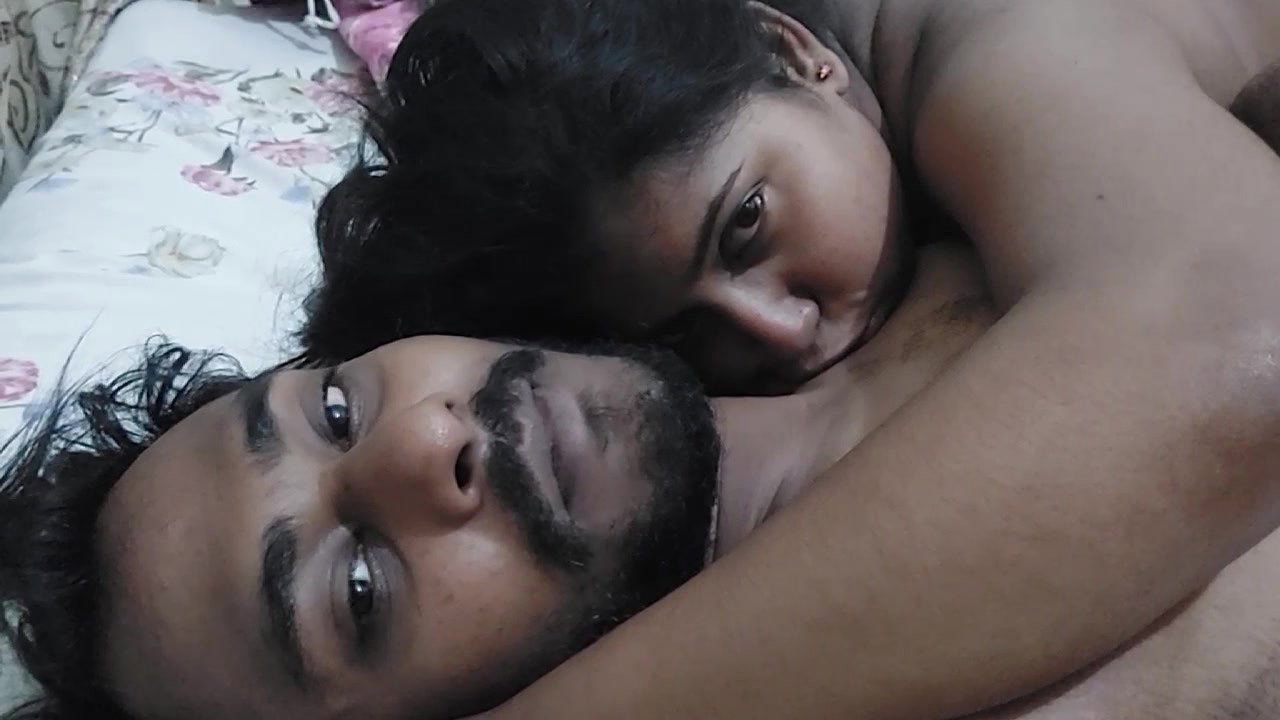 Desi bhabhi nude vc and enjoying with boyfriend 2 videos