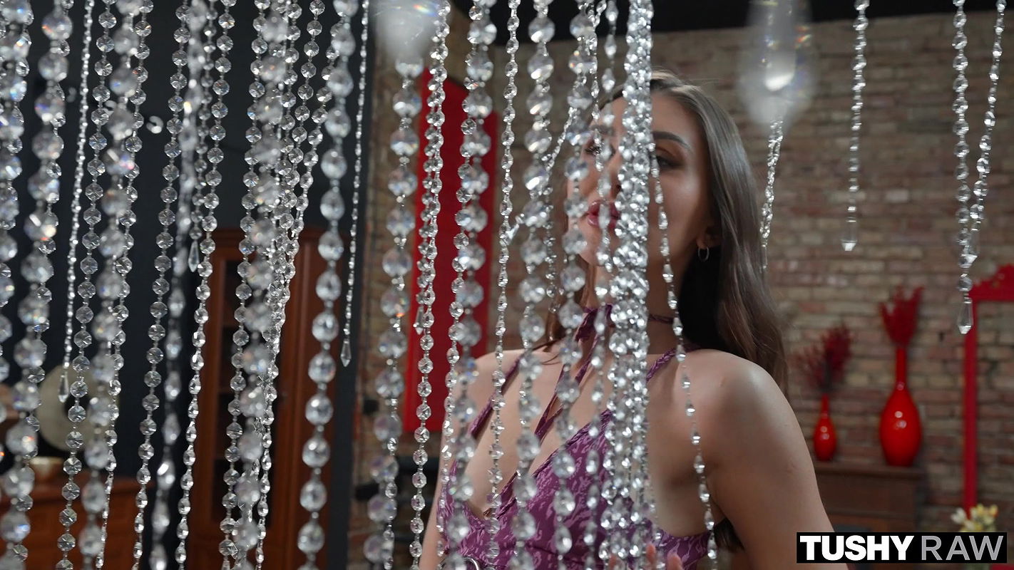 Tushy Raw with Angelica Grays & Jadilica in Petite Duo Take Turns Getting Their Asses Filled