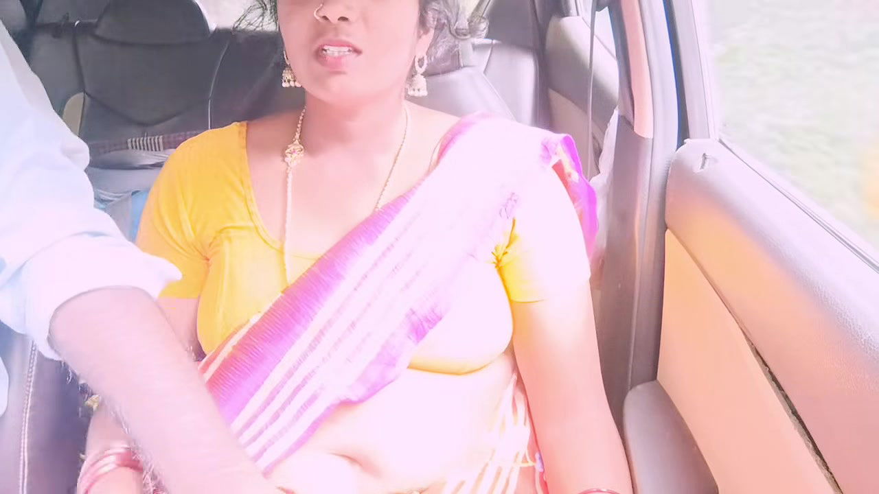 Indian maid car sex Telugu dirty talks.