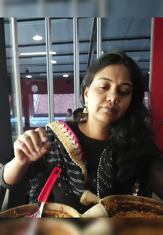 Kruthika Latest Ass shake – BJ and 4Vids5