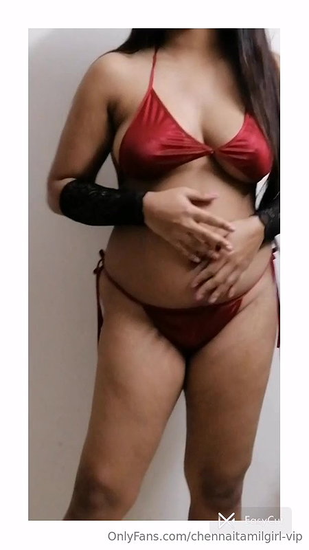 Chennai Tamil Girl VIP in nighty showing nudes