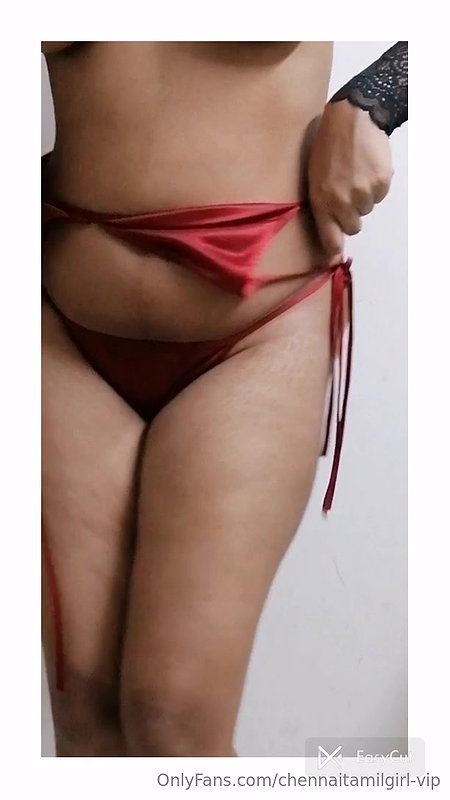 Chennai Tamil Girl VIP in nighty showing nudes
